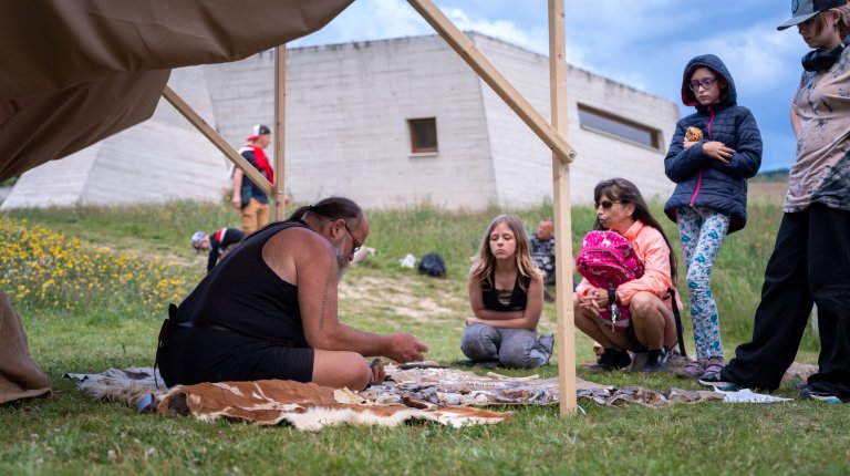 Muzejni-noc-Archeopark_2025-05-31_014